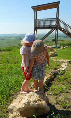 Aussichtsturm am Barfußpfad Schrattenberg